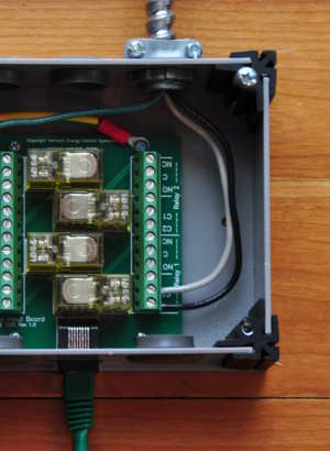 A pisture of the inside of the relay box